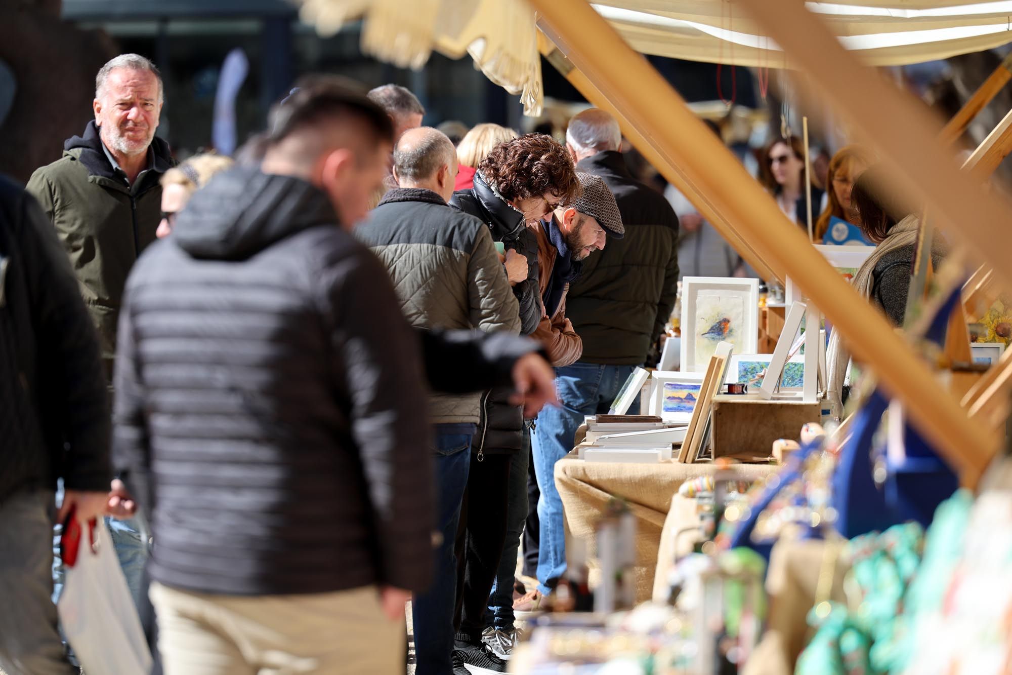 Galería de imágenes de los actos por al Día de Baleares en Ibiza