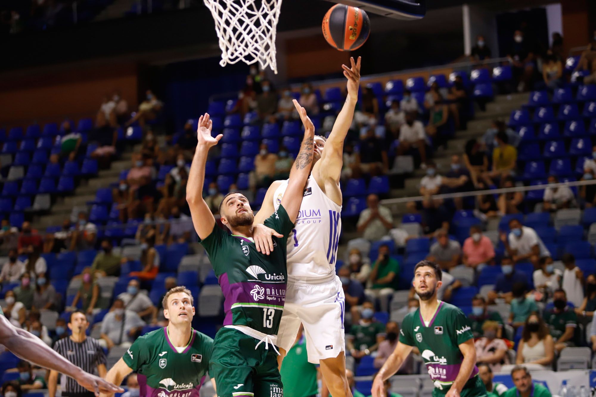 Las imágenes del Unicaja - Real Madrid del Trofeo Costa del Sol 2021.