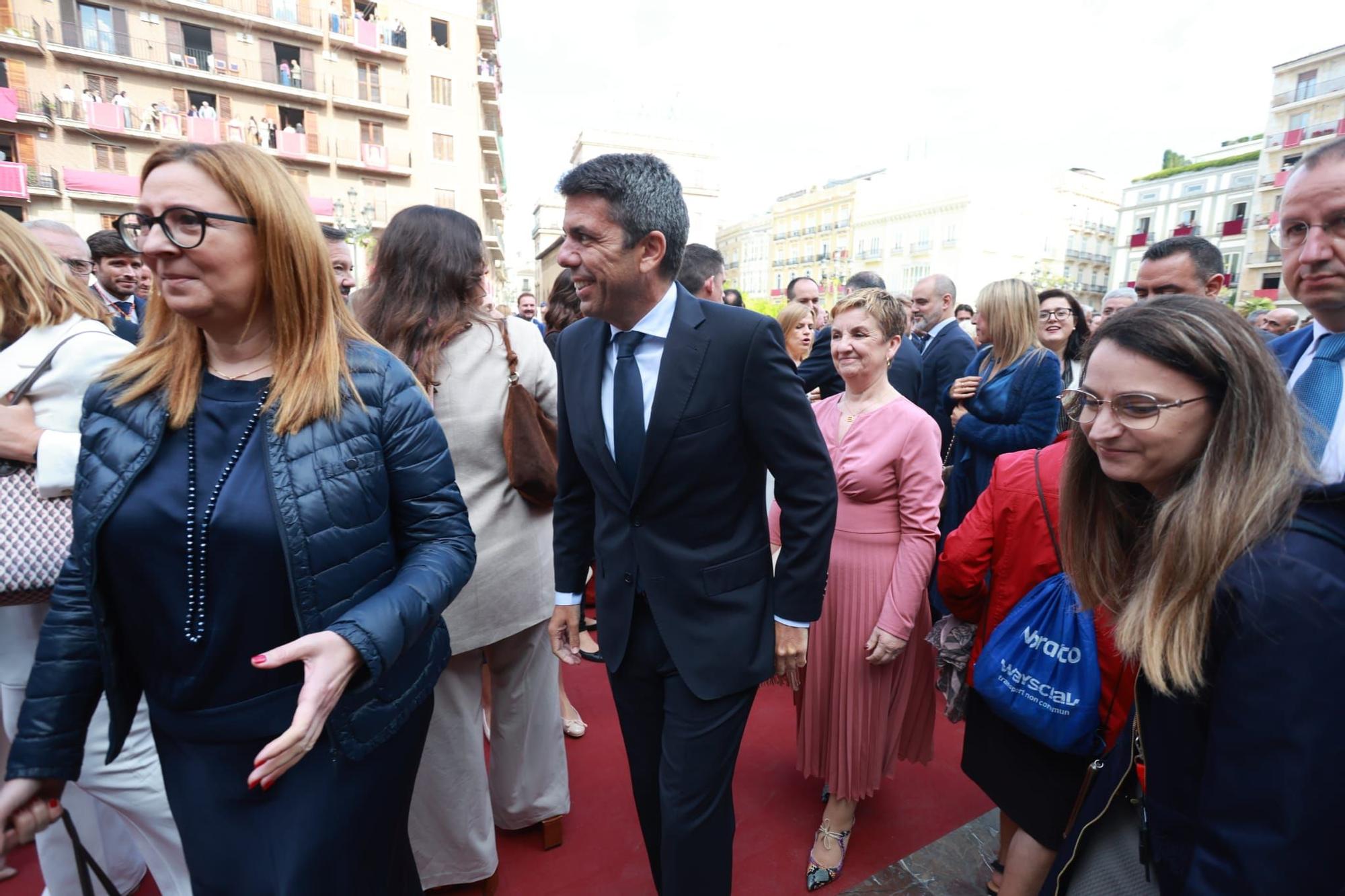 Todas las fotos de la Missa d'Infants en la plaza de la Virgen