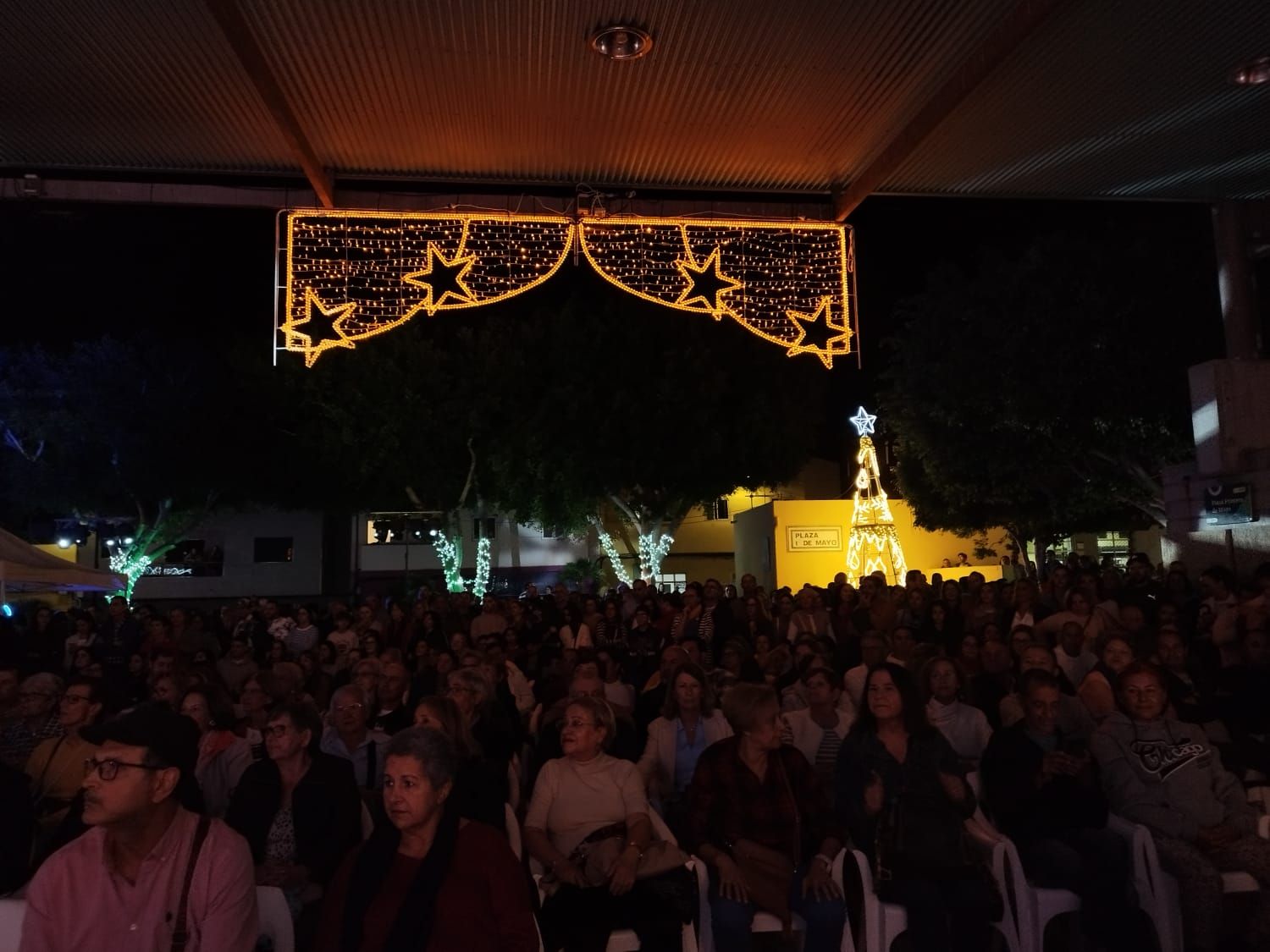 Agüimes enciende sus luces de Navidad