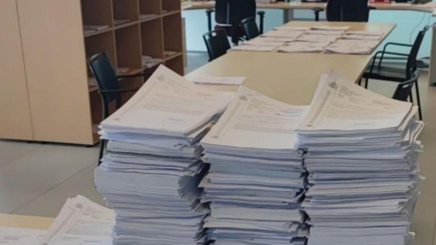Parados 6.000 escritos y 1.400 demandas en Asturias por la huelga de secretarios