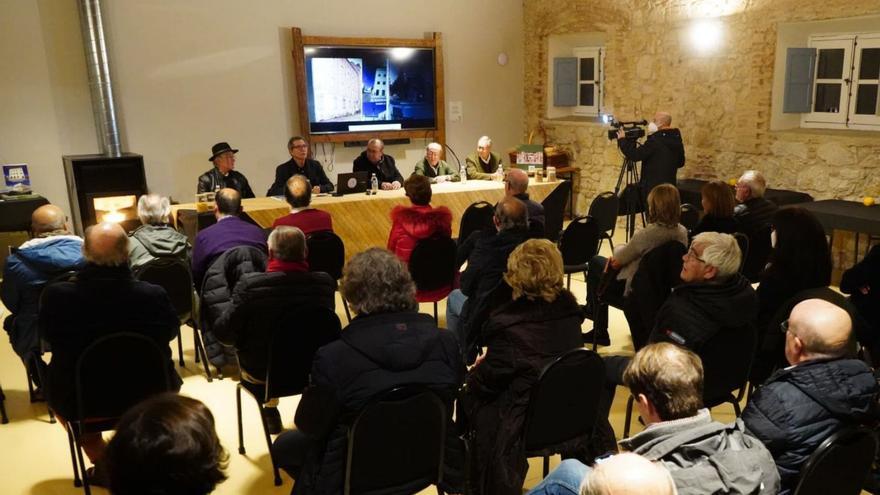 Acto de presentación de los libros de José María Mezquita. | J.L. Fernández