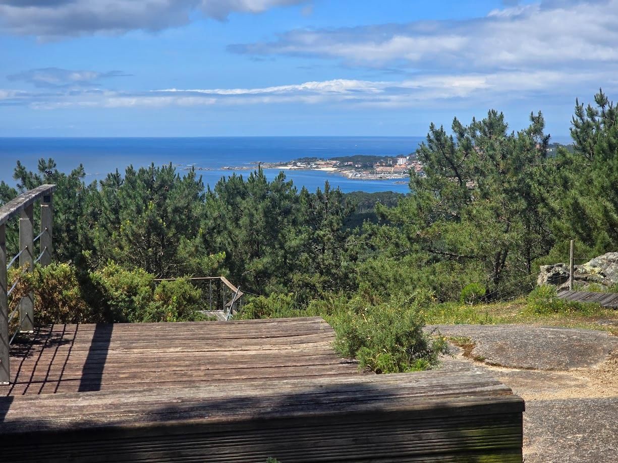 Aspecto que presenta el mirador de Con da Hedra, en San Vicente de O Grove.