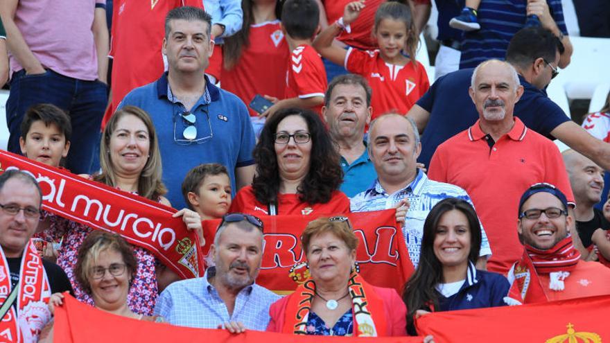 La demanda de acciones del Real Murcia colapsa la web de &#039;Hazlo Tuyo&#039;