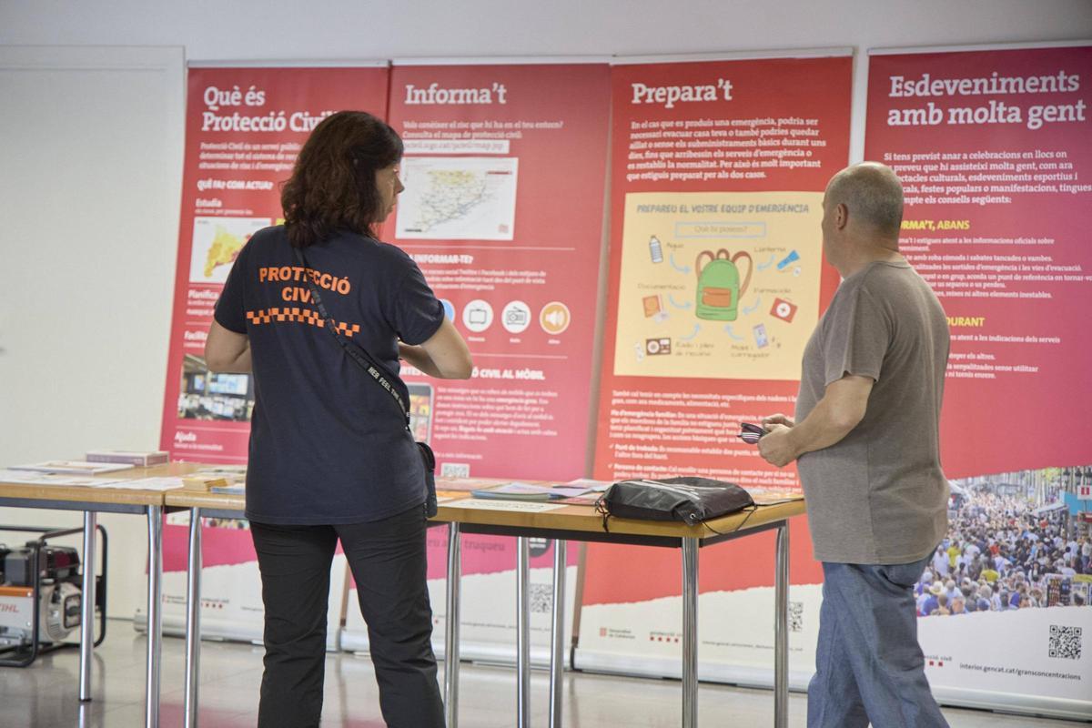 Les imatges de la jornada de portes obertes de Protecció Civil a Girona