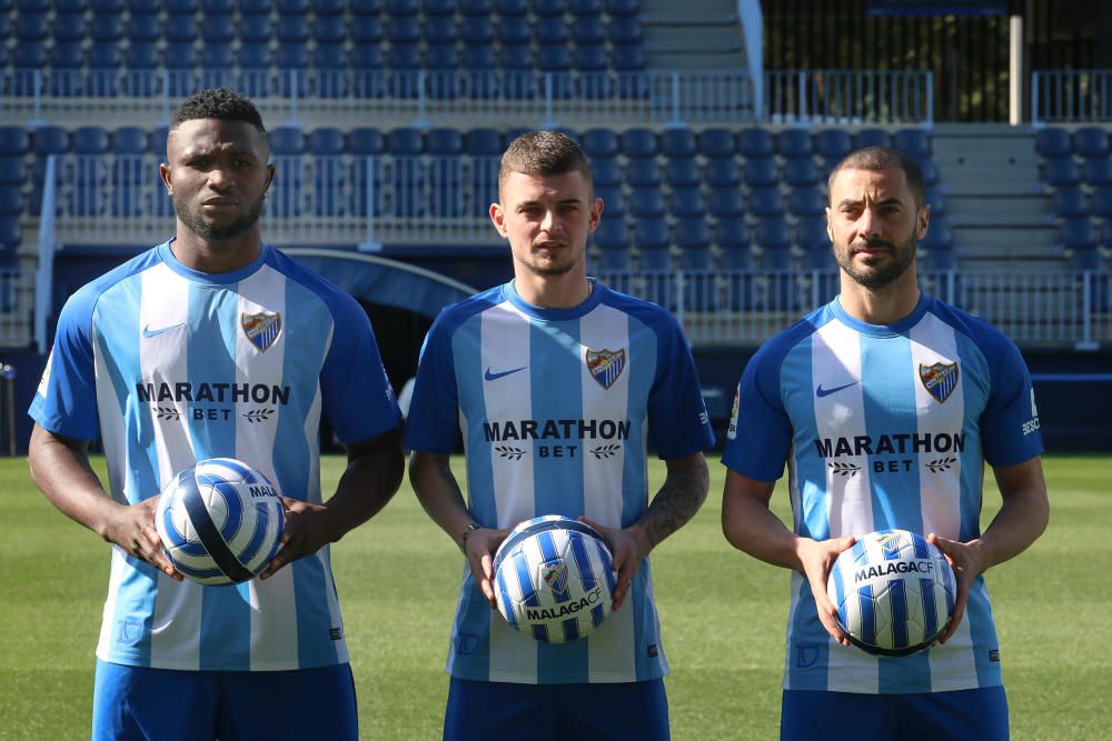 Los tres nuevos refuerzos del Málaga CF en el mercado de invierno son presentados en el estadio de La Rosaleda