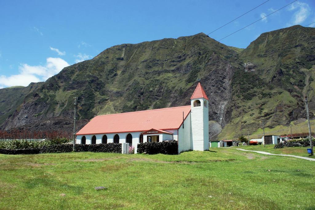 Iglesia de Tristán de Acuña