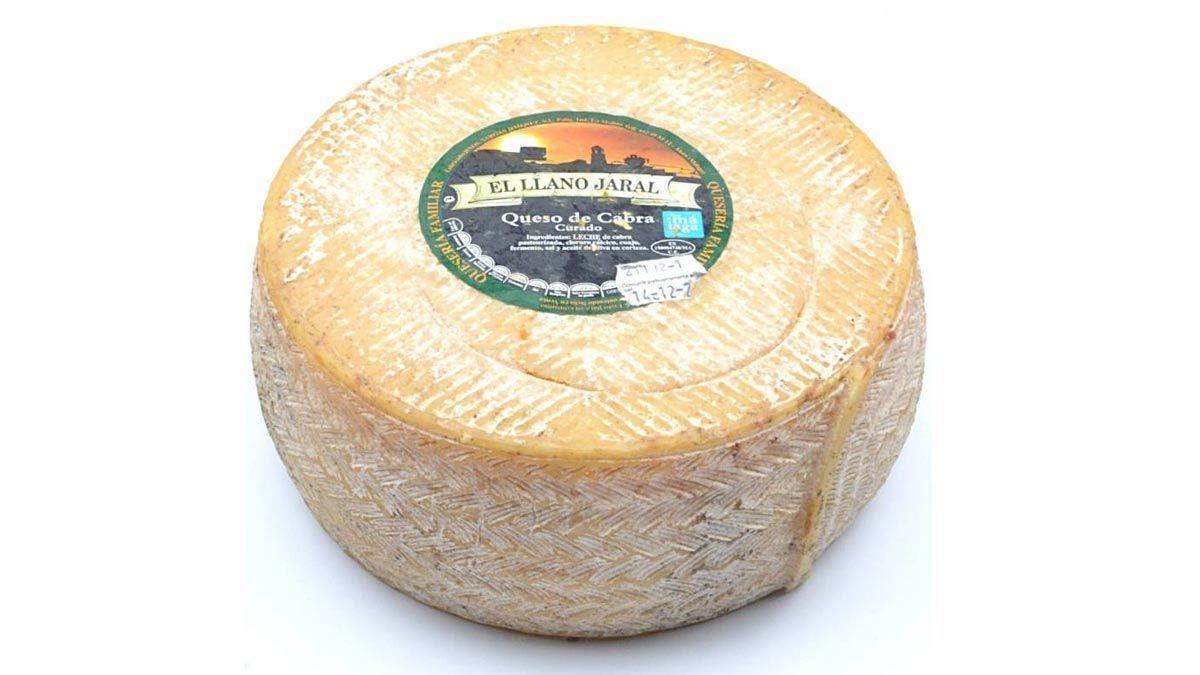 Un queso de cabra El Llano Jaral.