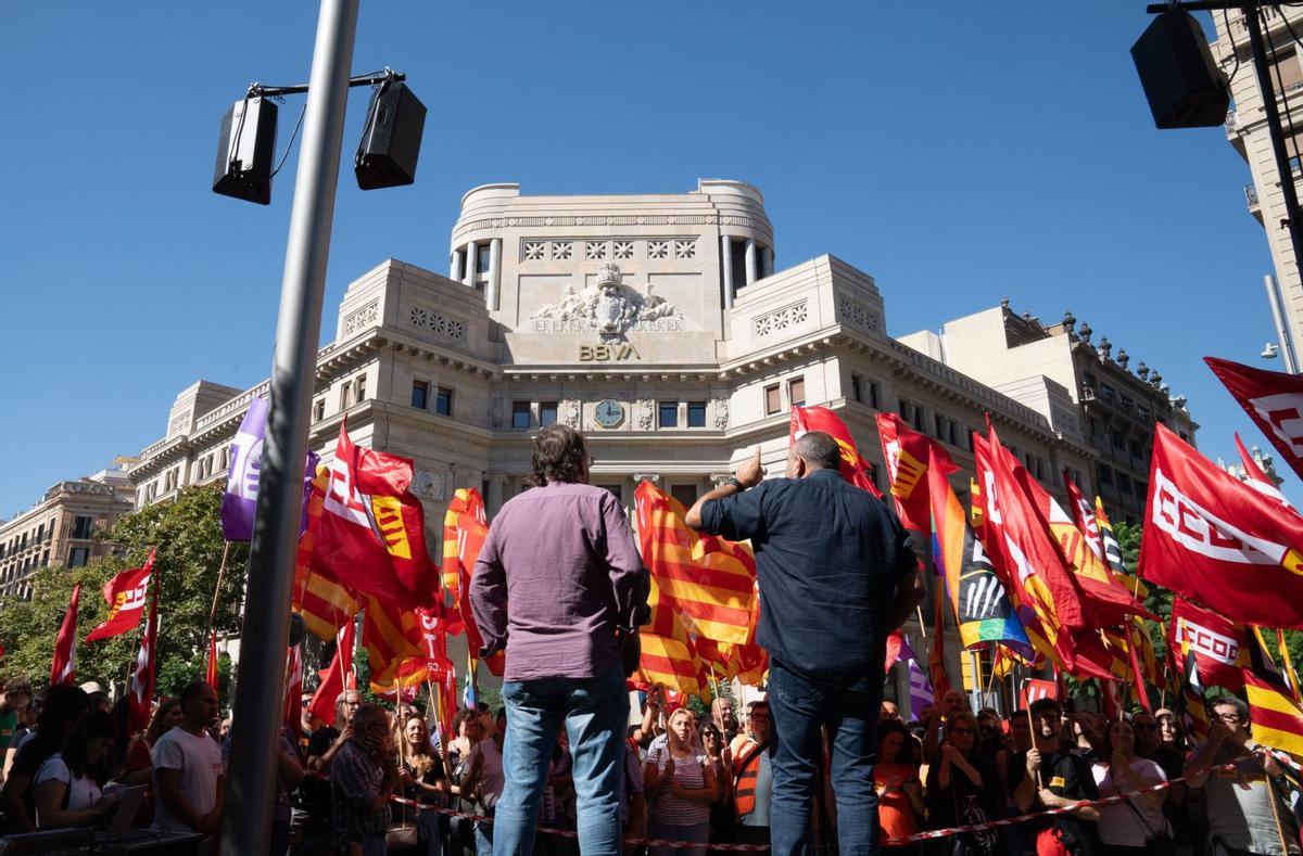 Els sindicats protesten contra l’"immobilisme" de la patronal