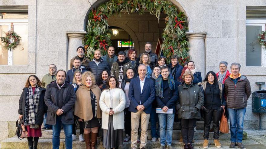 El taller dual de empleo de Tui mejorará la senda entre la playa de Areeiros y Caldelas