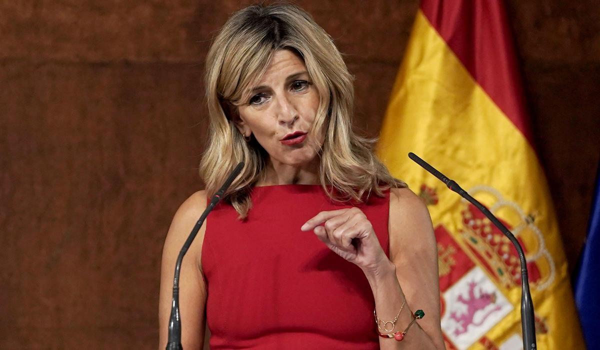 Pedro Sánchez y Yolanda Díaz sellan el acuerdo para una nueva coalición de Gobierno