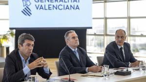 El PP i Vox reprenen els contactes davant el relleu de Mazón i el nou cicle electoral
