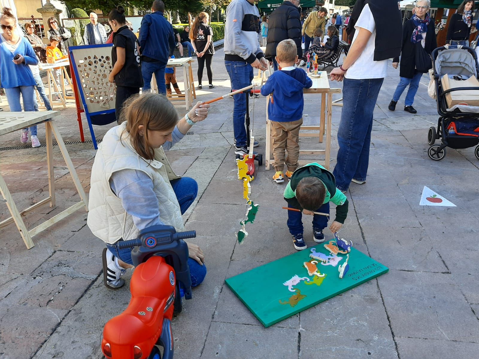 Villaviciosa abre el Festival de la Manzana: la primera mañana de actividades, en imágenes