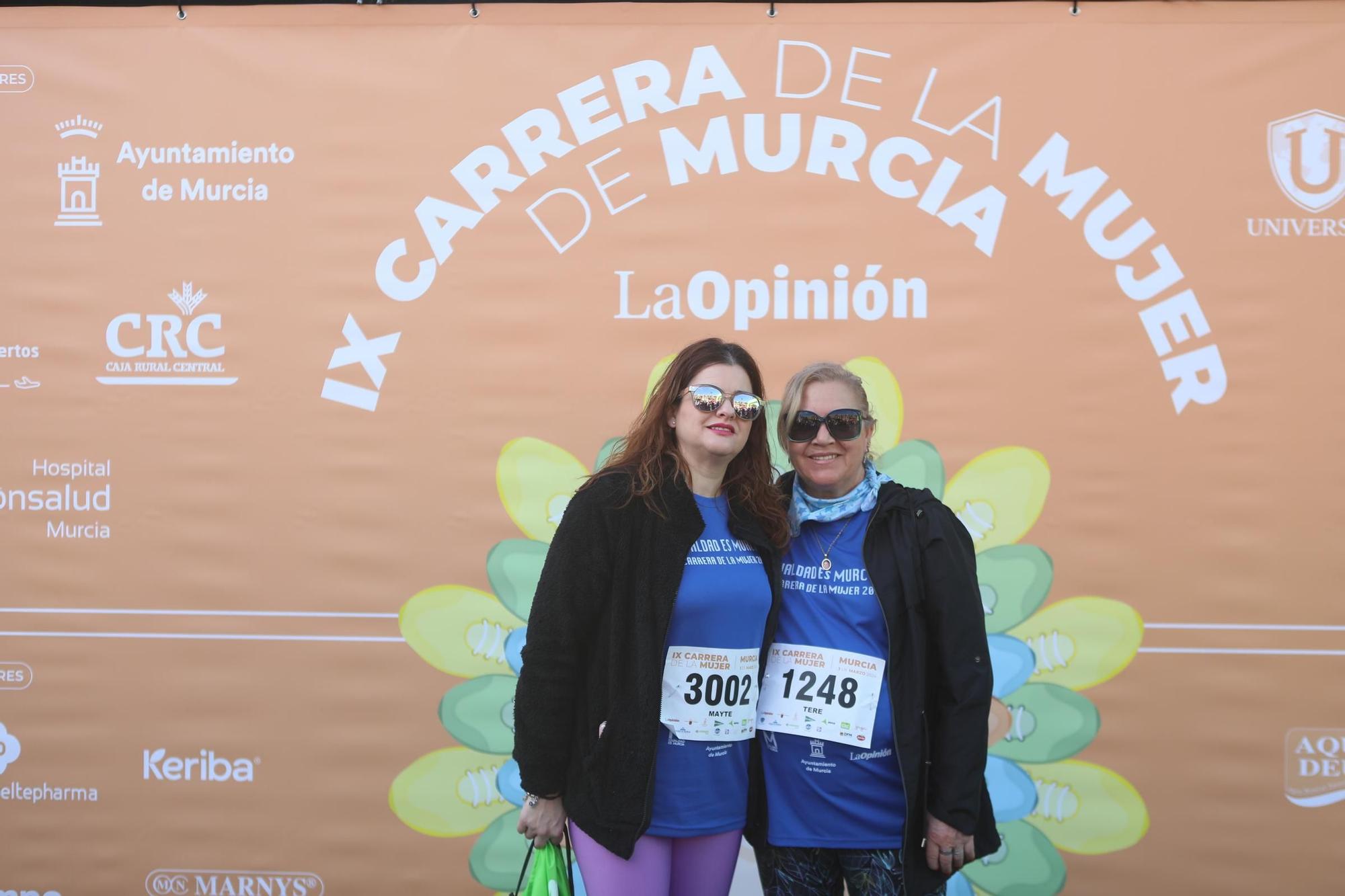 Carrera de la Mujer: así han posado las corredoras en el photocall antes de la salida