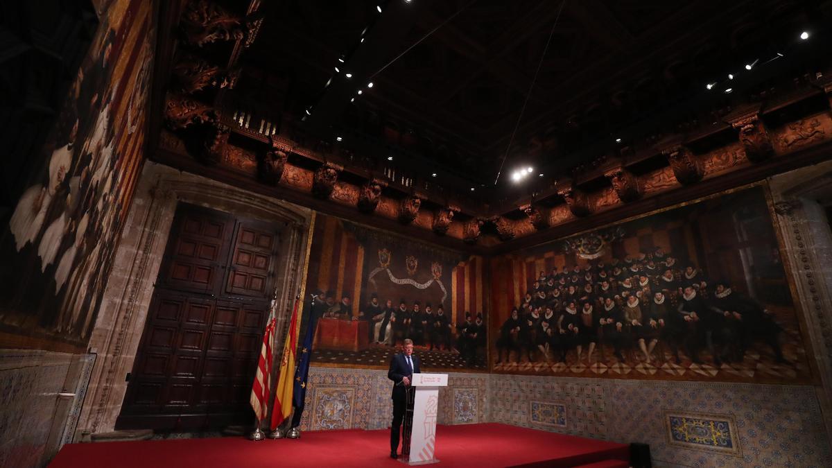 Ximo Puig durante su comparecencia para explicar los cambios en el Consell.