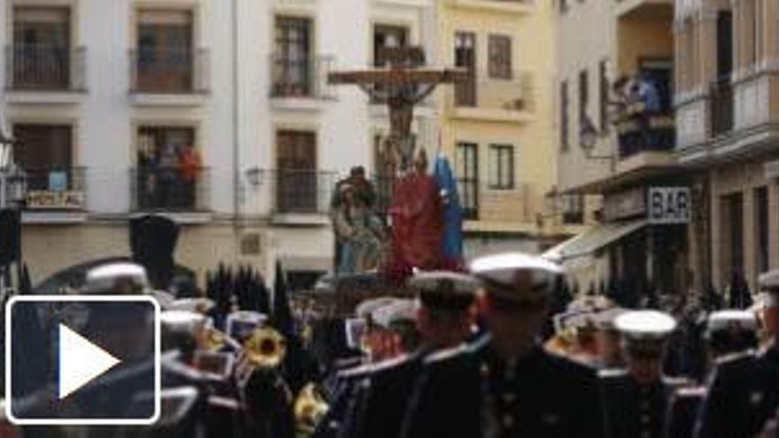 Del Sermón del Descendimiento a la procesión del Santo Entierro