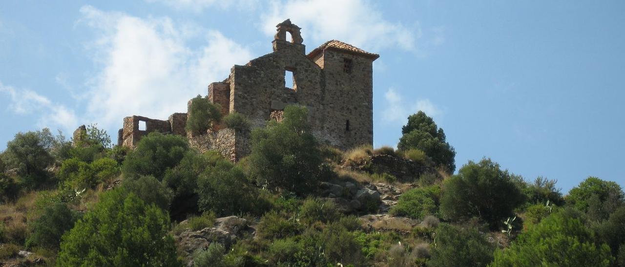 Hispania Nostra denuncia que la ermita de Santa Bárbara de Onda permanece en &quot;completo estado de abandono&quot;.