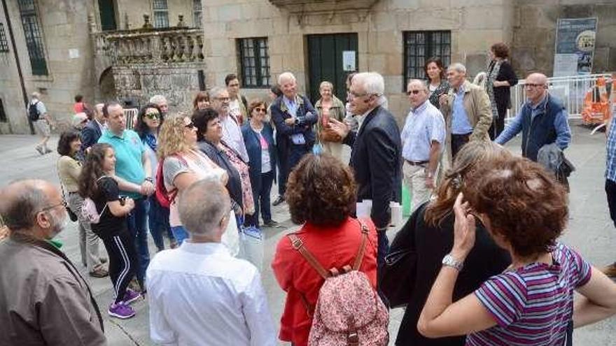 Freixanes recorrió buena parte del casco histórico. // Rafa Vázquez