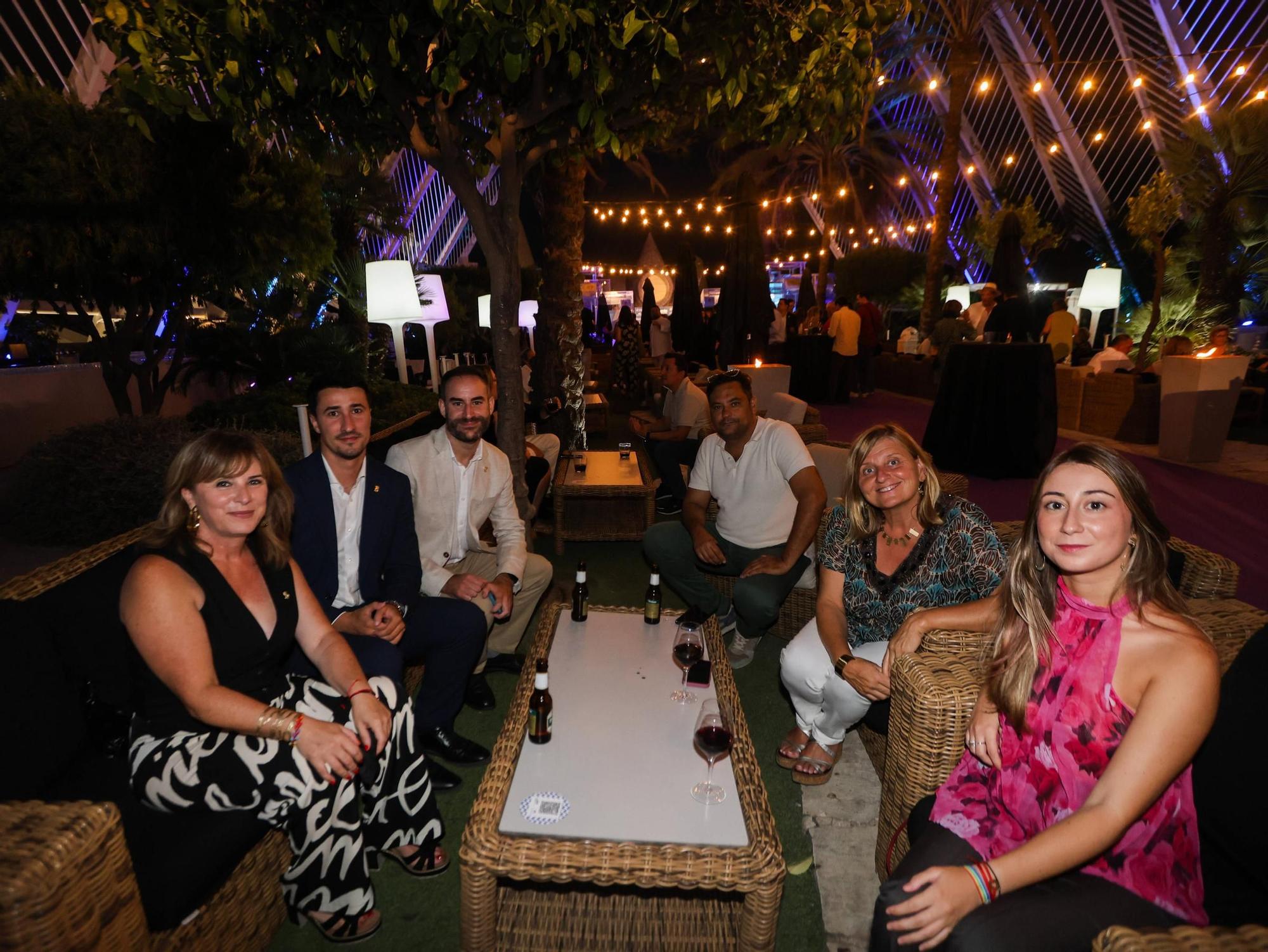 María José Carrera, Toni Iborra, Javier Raro, José Manuel Martínez, Cristina Marqués y Lara González.