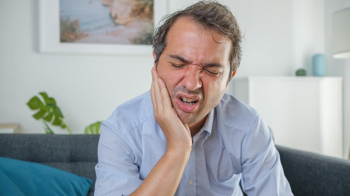 Los 5 problemas que el estrés puede causar en tu boca.