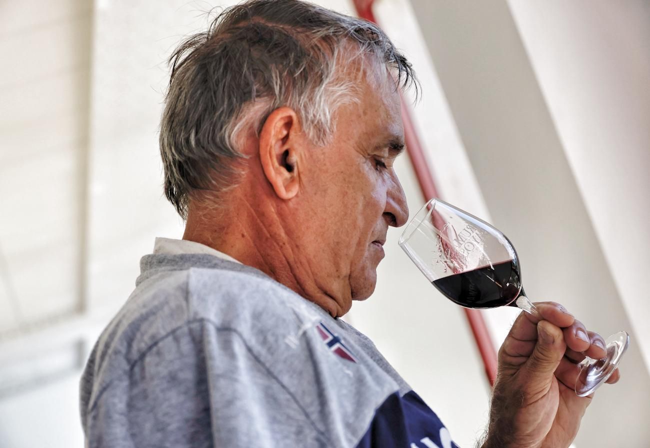 Brumas de Ayosa recibe un premio por su vino tinto