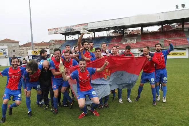 Las mejores fotos del ascenso a Preferente de la UD Ourense