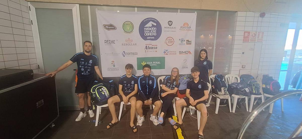 Conjunto del San José Obrero en el Campeonato de Castilla y León infantil de Invierno