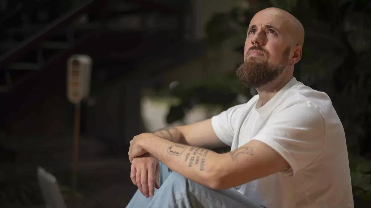Pol Gise, actor, escritor y 'tiktoker': "Los mitos griegos atrapan porque el ser humano es chismoso por naturaleza"