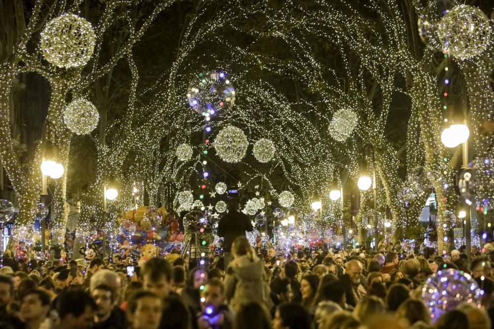 Encendido de las luces de Navidad: una ciudad prendida