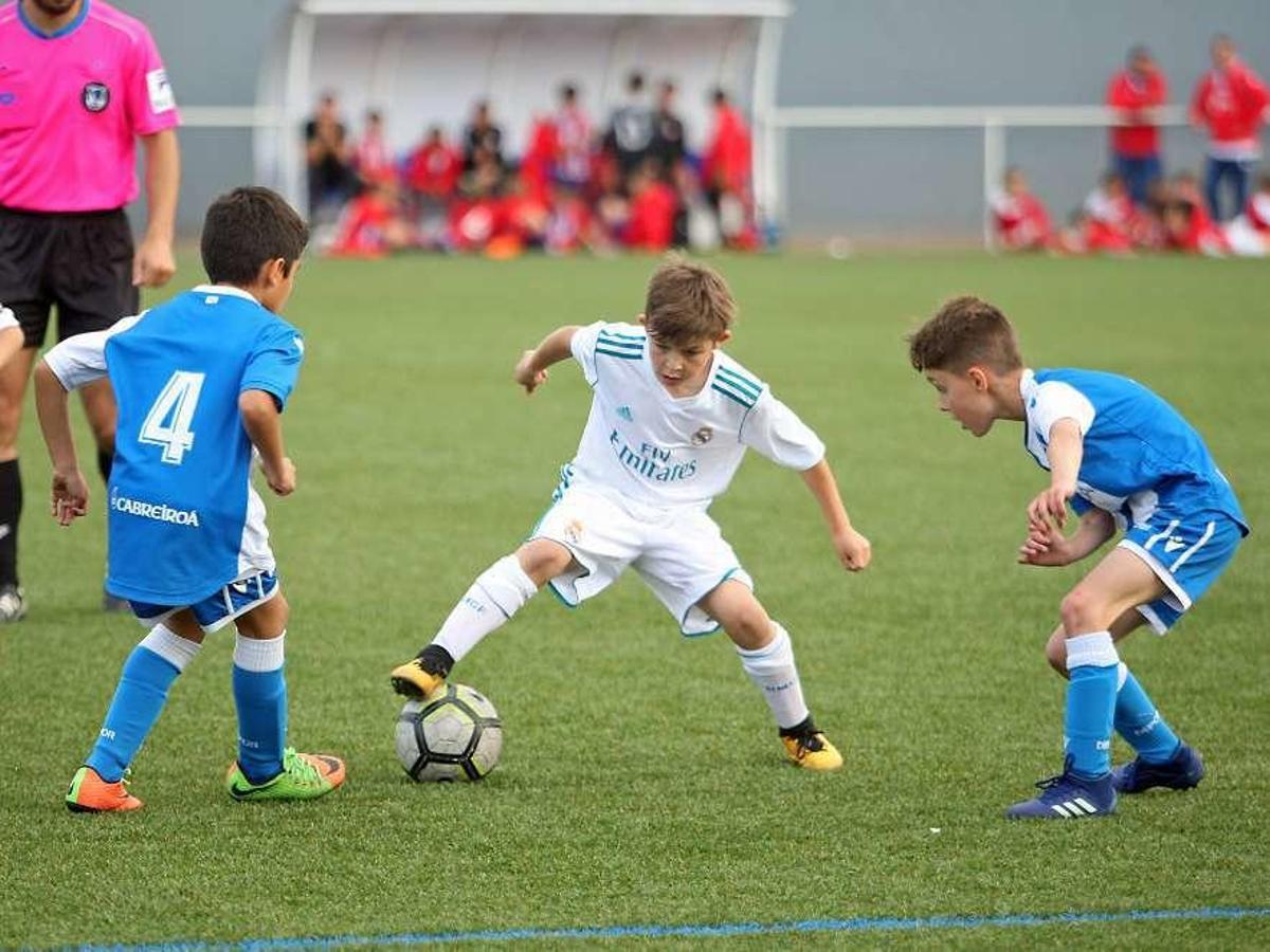 Imagen del duelo entre el Real Madrid y el Depor en la pasada edición. // Bernabé/J. Carlos Asorey