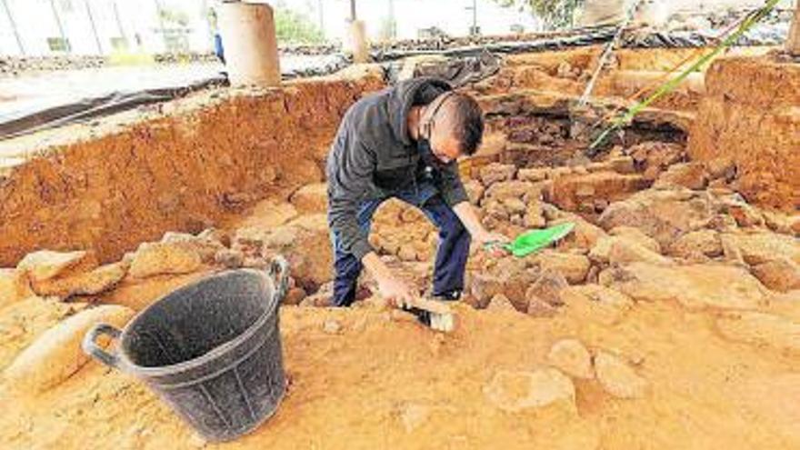 Los nacionalistas acusan a la alcaldesa de retirar la ayuda para la cueva de Villaverde