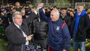 Laporta, con Hristo Stoichkov en un momento del acto