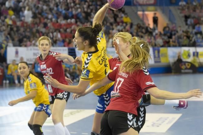 Semifinal de la Challenge Cup entre el Balonmano ...