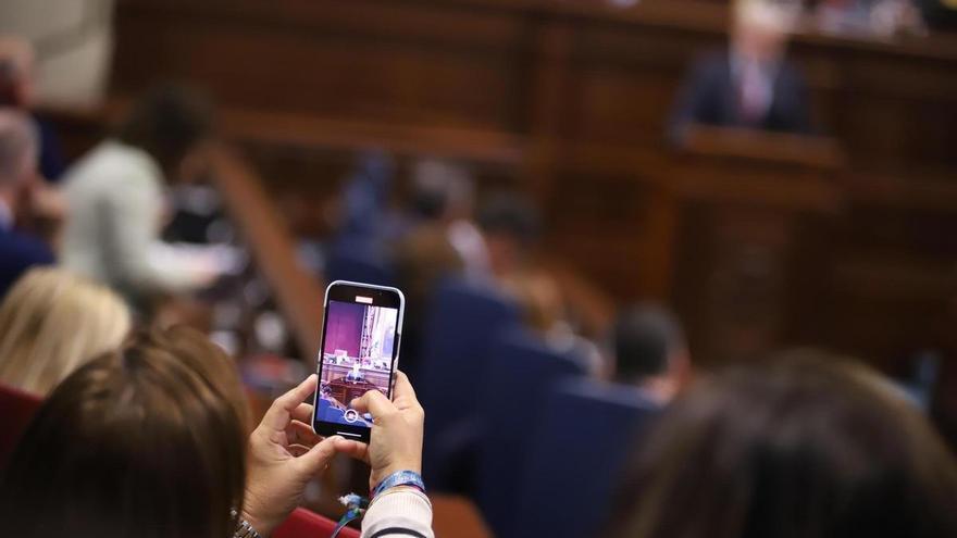 Si lo pierdes, lo pagas: el Congreso endurece las condiciones de los dispositivos de los parlamentarios