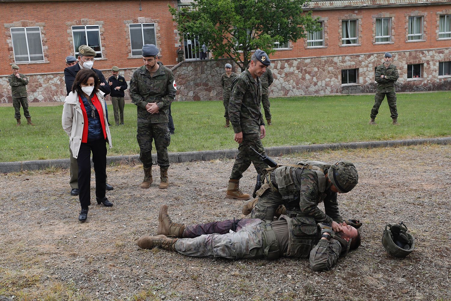 La visita de la ministra de Defensa Margarita Robles al cuartel de Cabo Noval