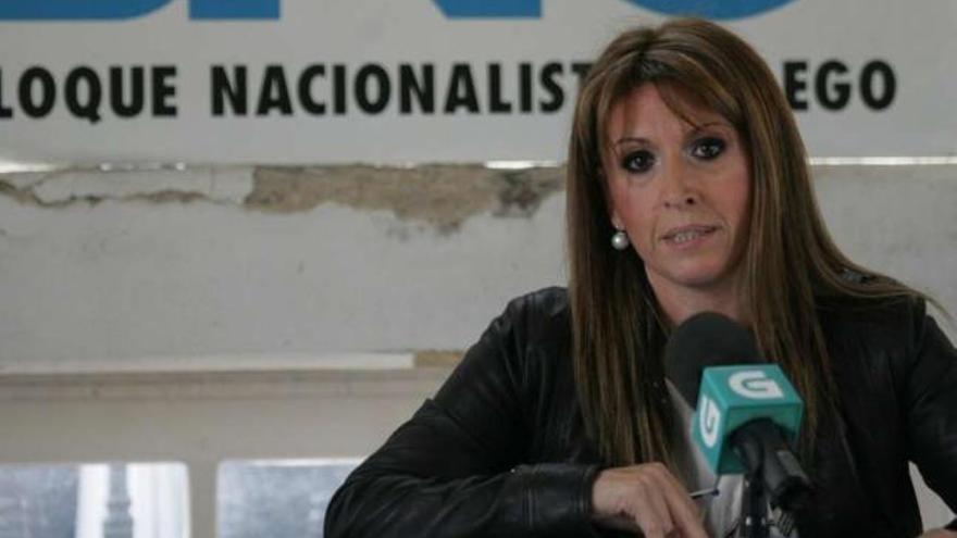 Cristina Cid, durante la rueda de prensa que ofreció ayer en Ourense. / i. osorio