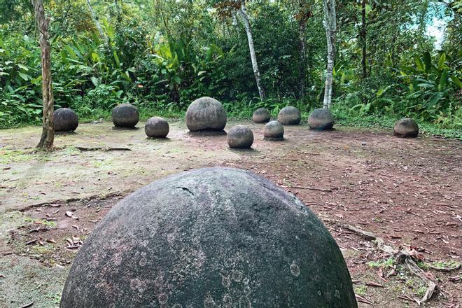 Parque de las Esferas en Costa Rica