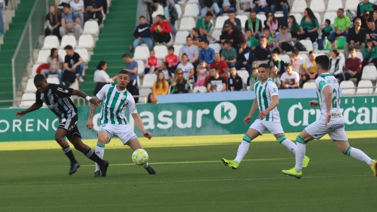 Dos jugadores del Cartagena, con anticuerpos del covid-19