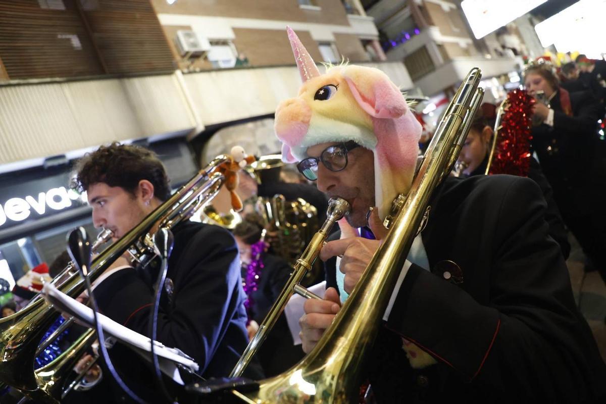 La Cabalgata de Reyes de La Viñuela, en imágenes