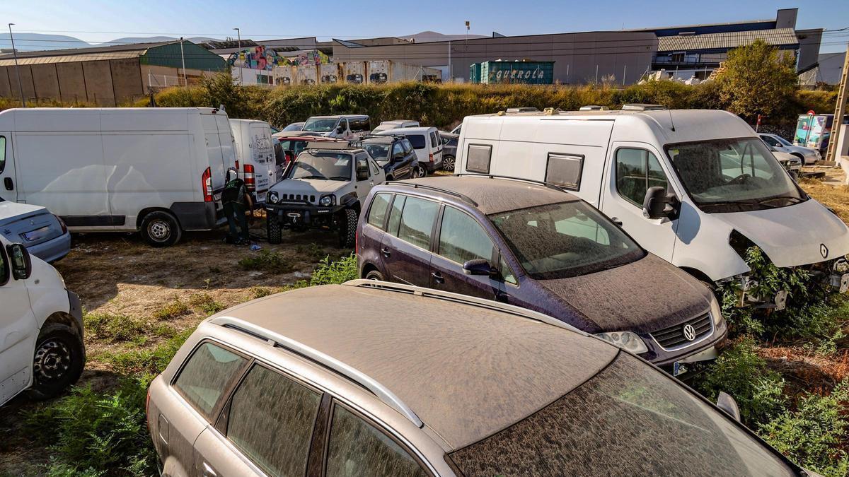 Saturación en los talleres de Alicante: la falta de mecánicos genera esperas de hasta tres meses para reparar vehículos