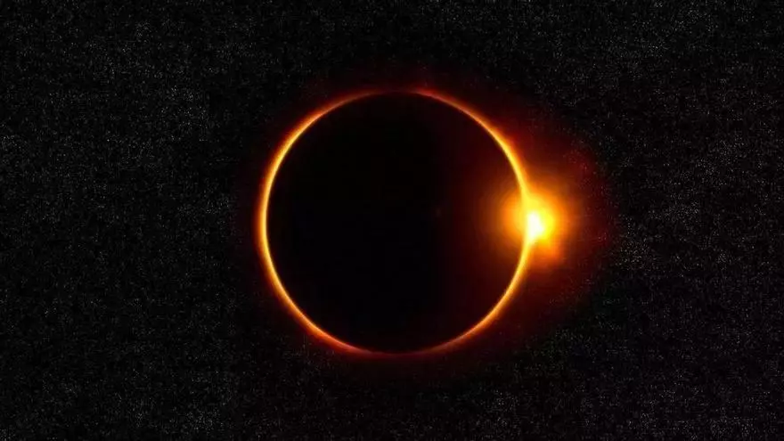 Així s'ha vist l'eclipse total de Sol a Catalunya