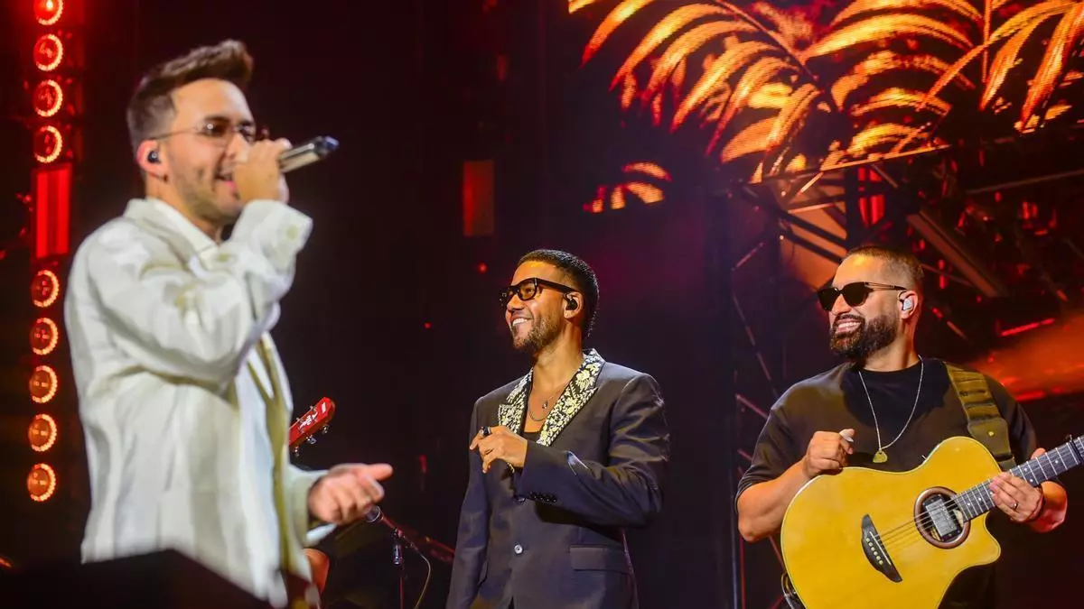 Romeo Santos y Prince Royce ponen a bailar a más de 14.000 personas en A Coruña