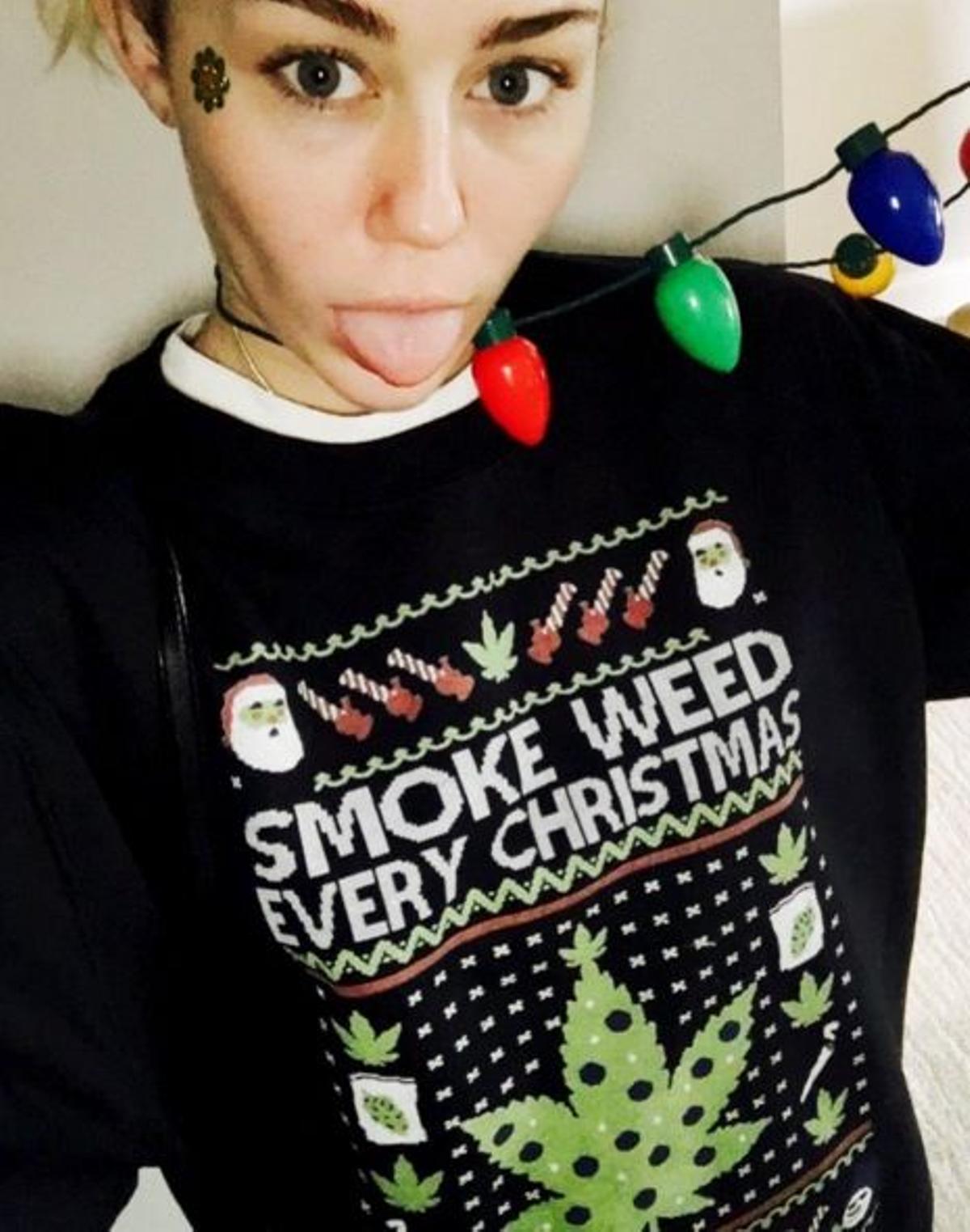 Miley Cyrus y sus luces más navideñas