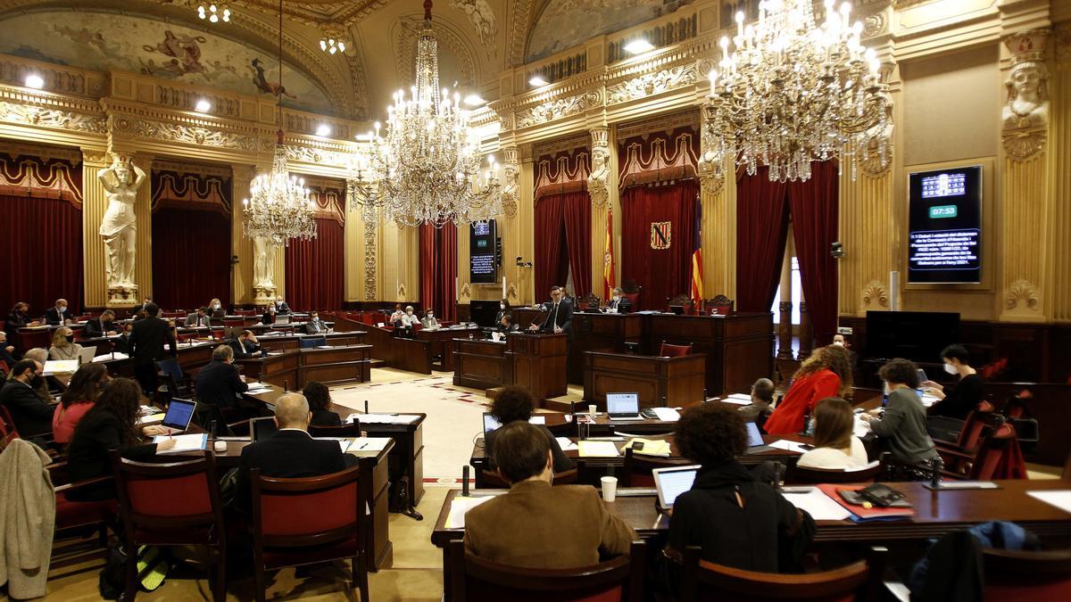 Sesión del Parlament de Baleares.