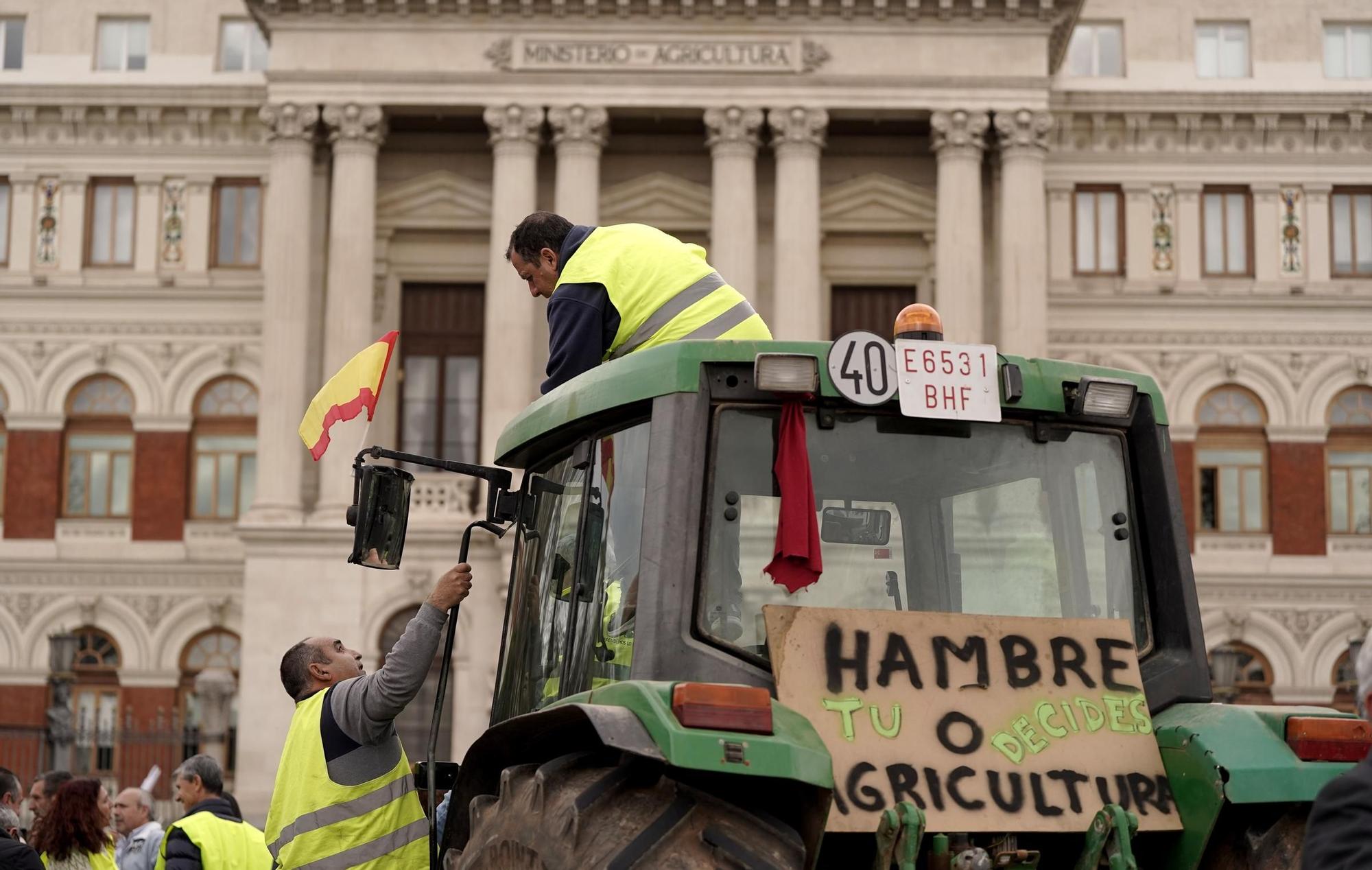 Manifestación de agricultores en Madrid, en imágenes