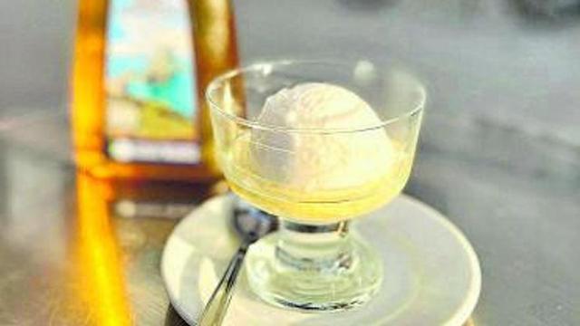 Sorbete de hierbas ibicencas en Los Valencianos. |