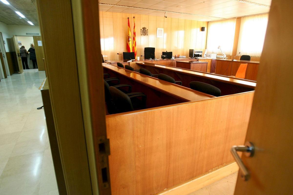 Jutjat un home per intentar matar el seu veí a Reus després de discutir pel volum de la música