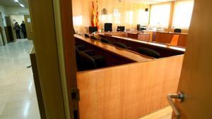 Jutjat un home per intentar matar el seu veí a Reus després de discutir pel volum de la música