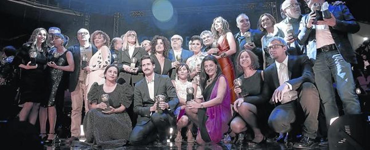 Els premiats van posar al final de la cerimònia, que es va celebrar a Madrid.