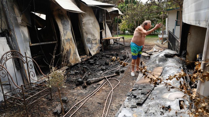 Preocupación en el sector turístico por el incendio de Tarifa: &quot;Estamos en la temporada alta, es un perjuicio para los negocios&quot;